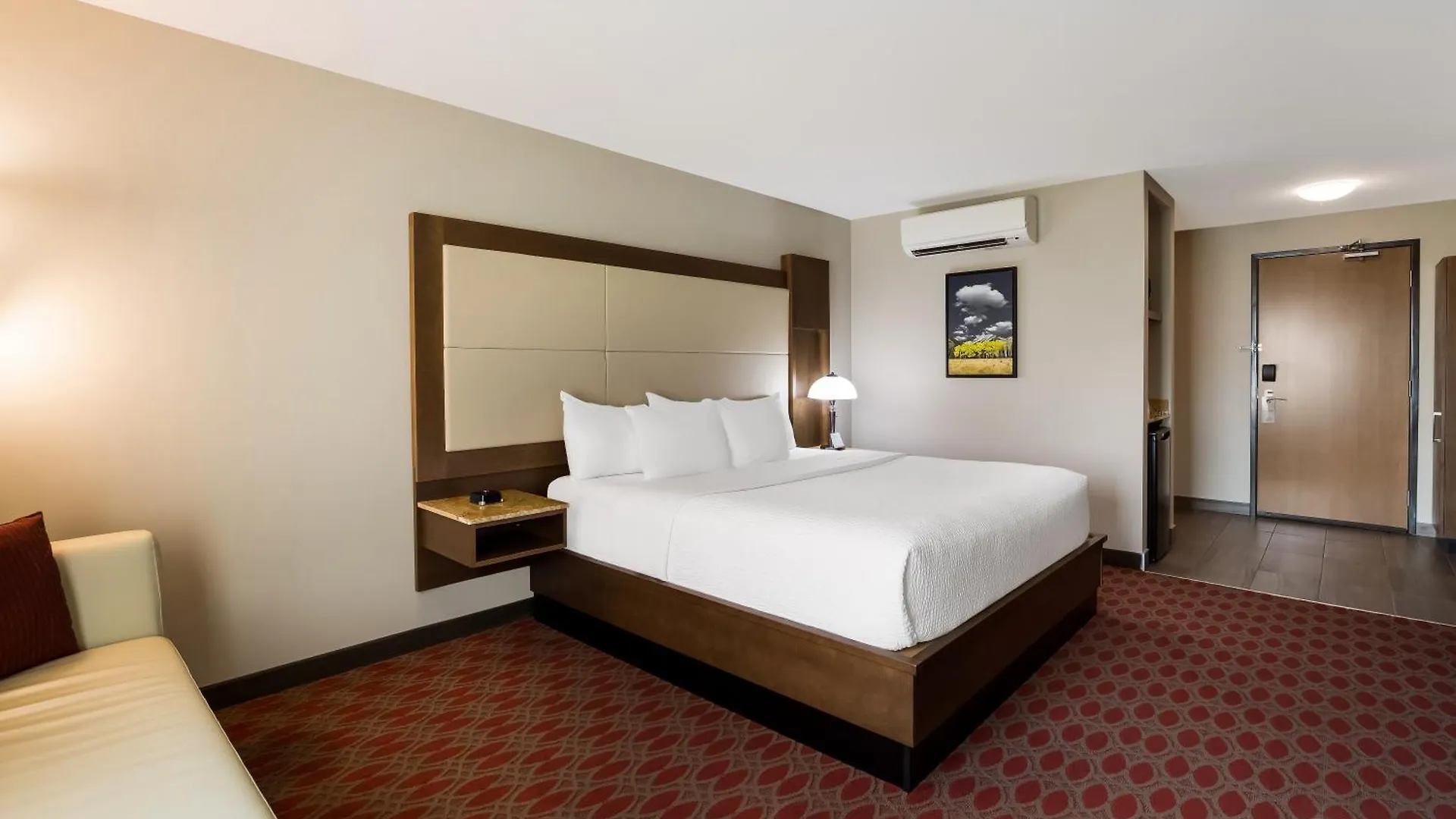 Hotel 11, Mod A Sonesta Collection YYC