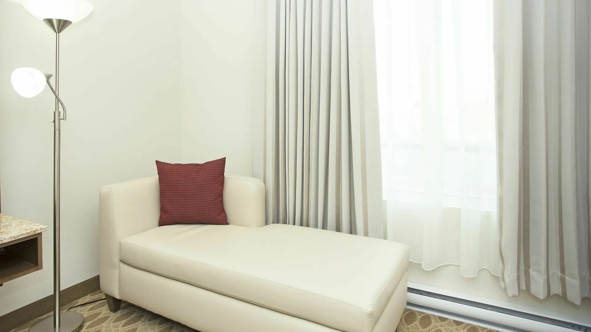 Hotel 11, Mod A Sonesta Collection YYC