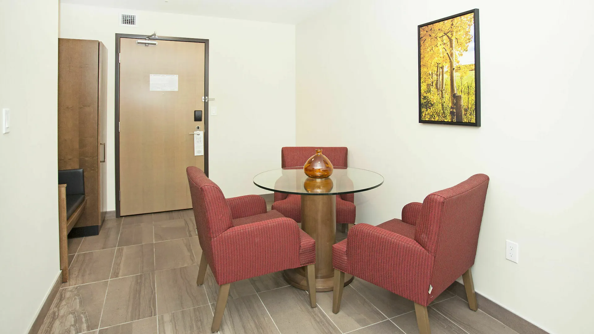 Hotel 11, Mod A Sonesta Collection YYC