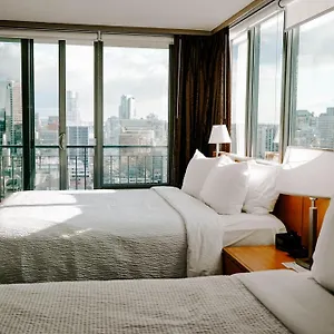 Hotel Blue Horizon Vancouver