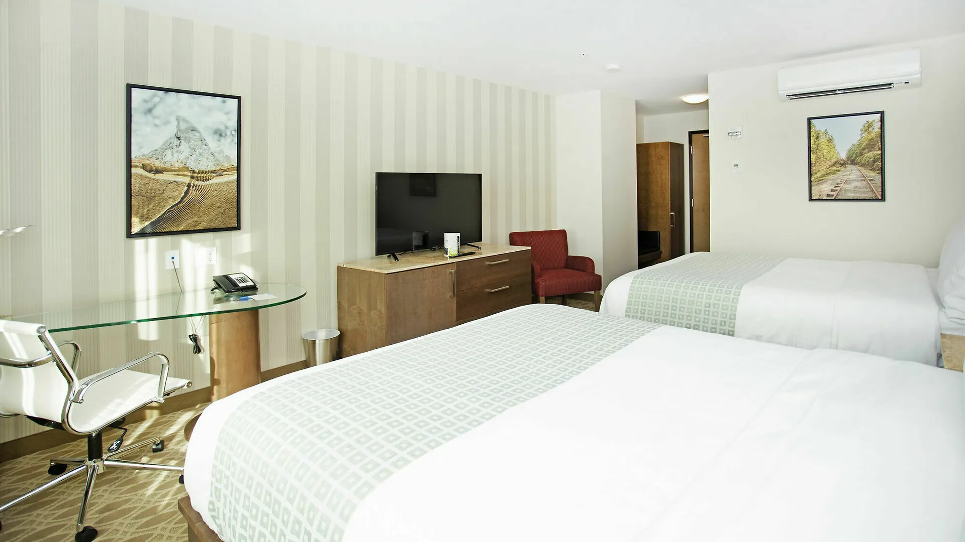 Hotel 11, Mod A Sonesta Collection Calgary Canada